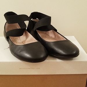 Black crossy strappy flats